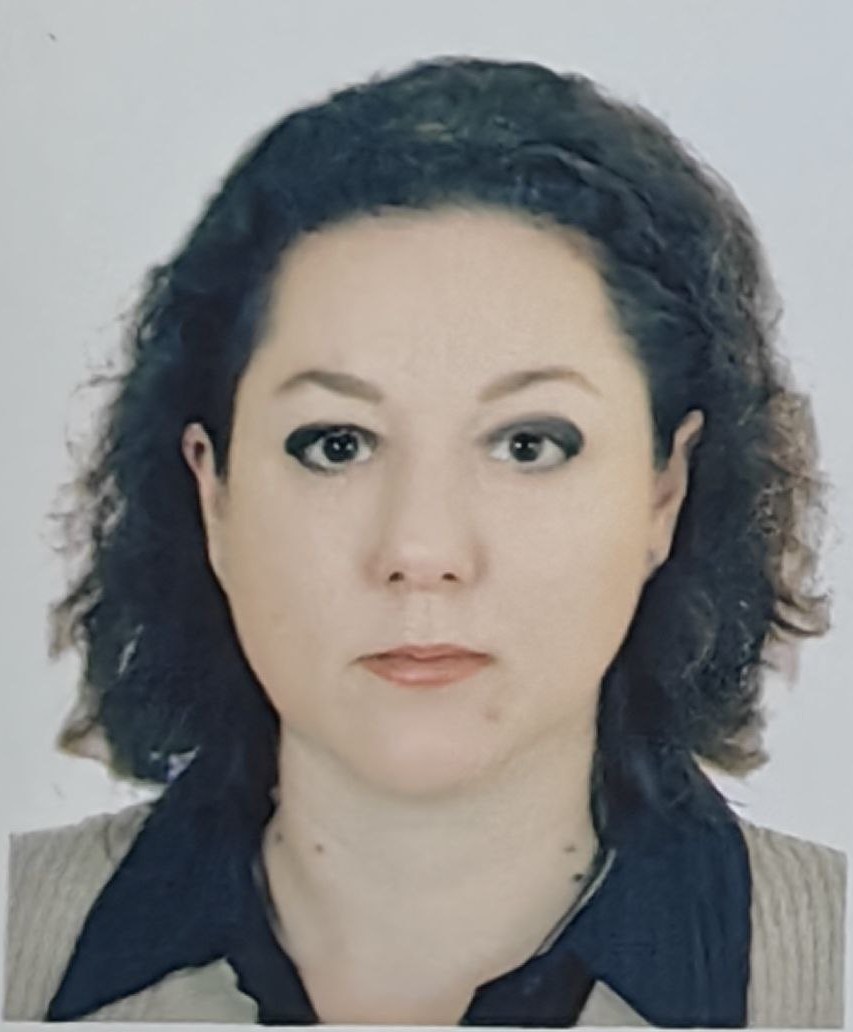 Педагогический работник Попова Юлия Евгеньевна.